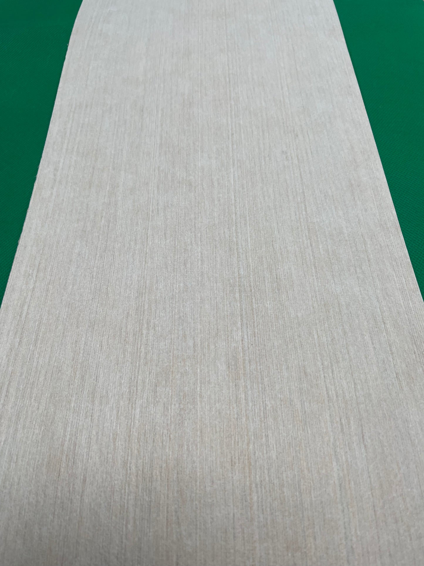 190mm WIde, Alpi Fingerjointed Oak Veneer 0.3mm Thick