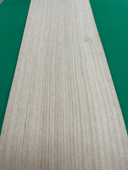 Chestnut Veneer, Various Widths and Lengths, 0.3mm Thickness
