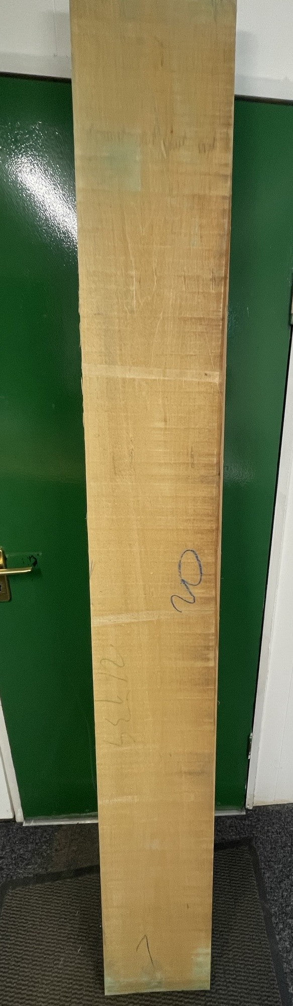 European Lime Boards – Super Prime Grade | 50mm to 70mm Thickness