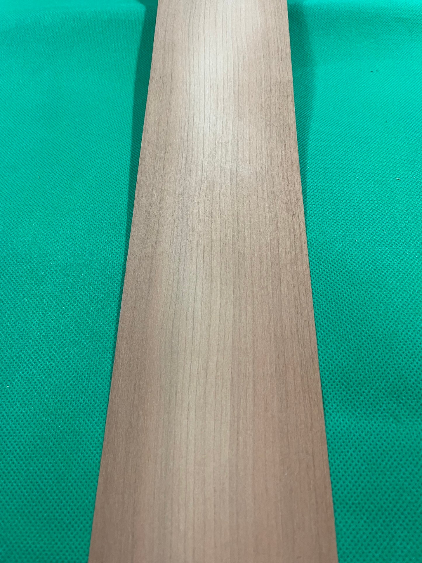 90mm Wide American Cherry Butt Veneer, 3.1m Length, 0.3mm Thick