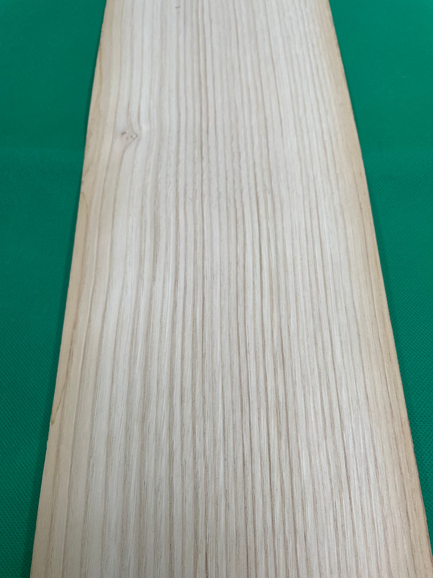 160mm Wide Chestnut Butt Veneer 2.1m Length, 0.3mm Thick