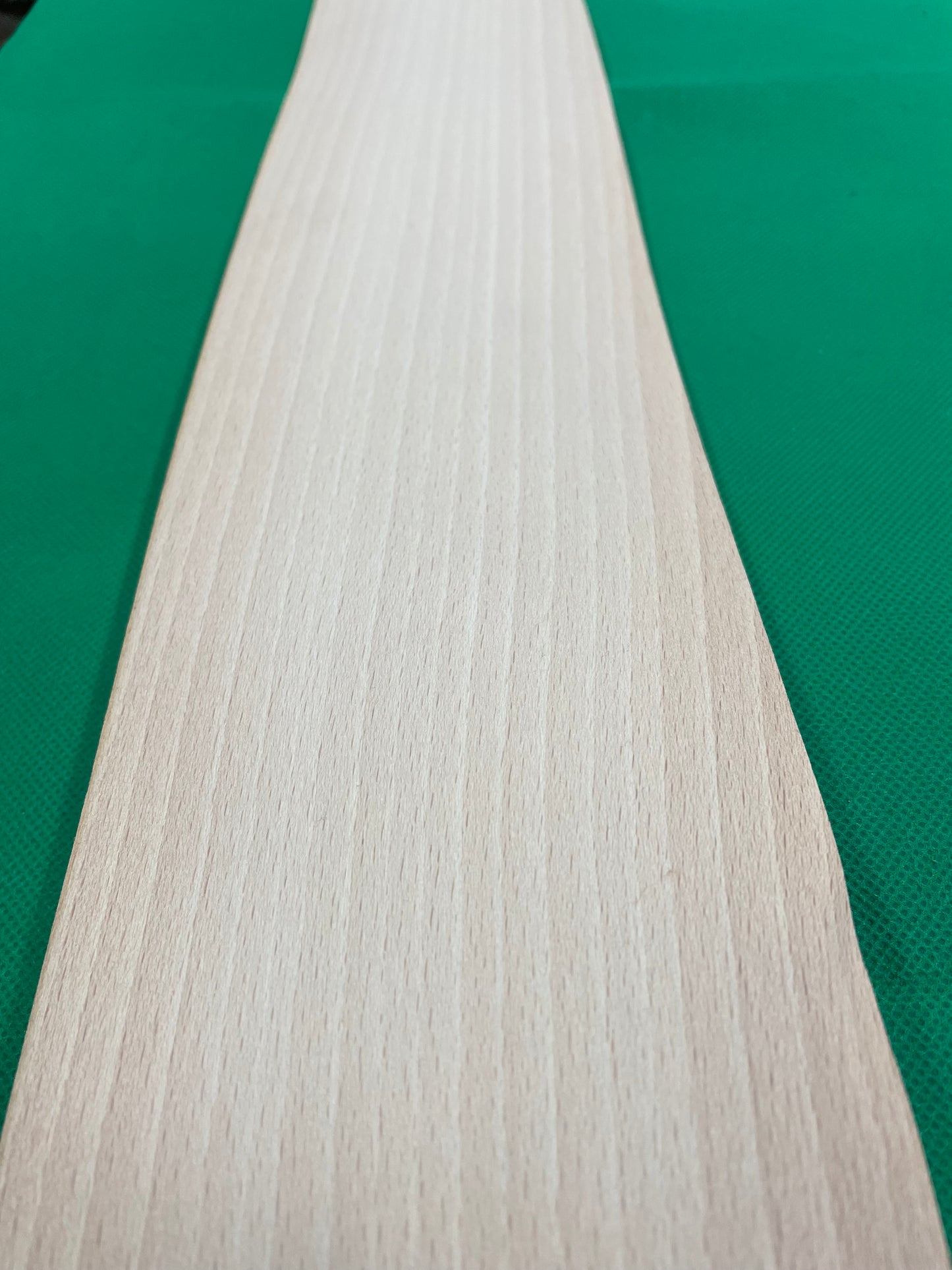 100mm Wide, White Beech Butt Veneer, 3.1m Length, 0.3mm Thick